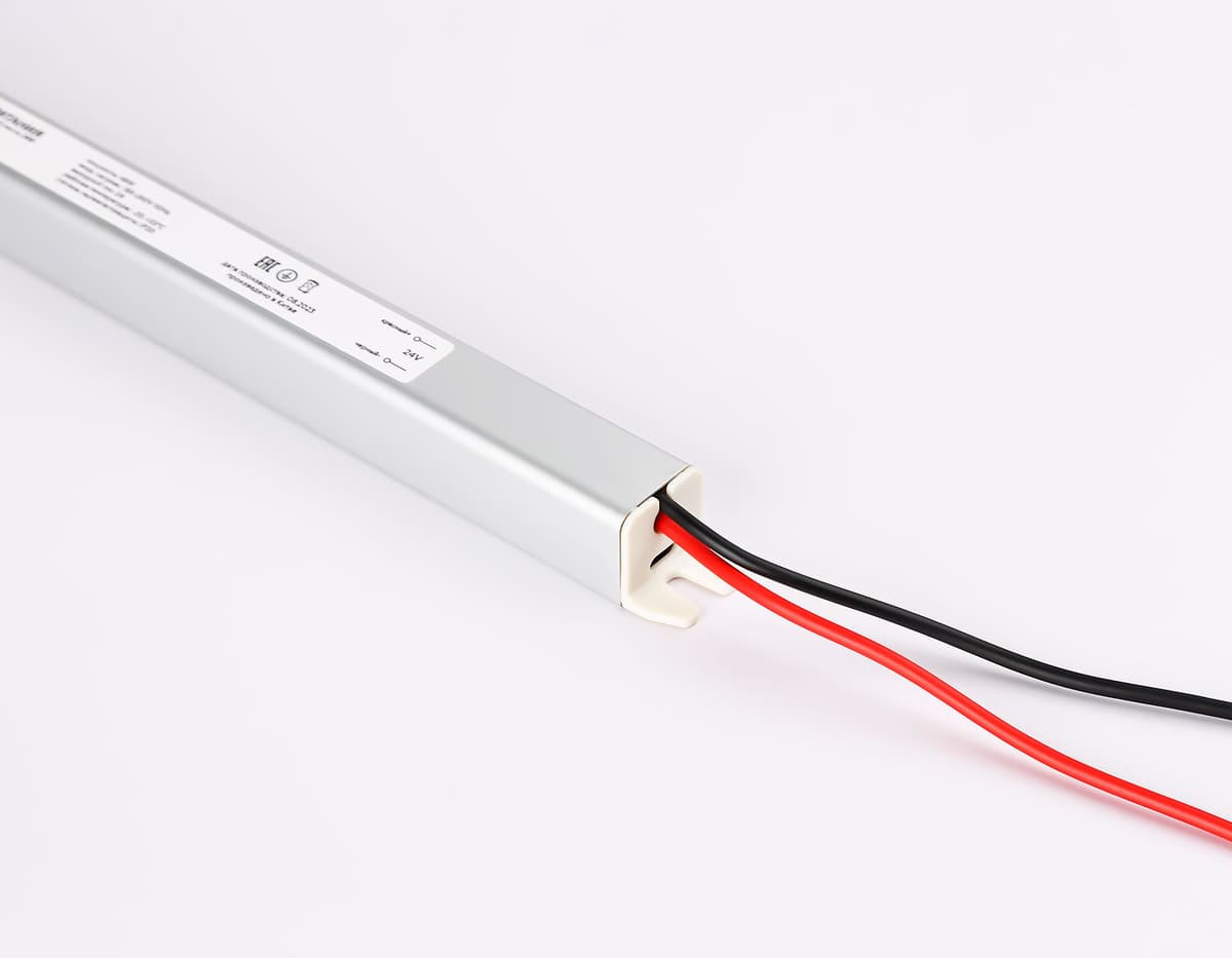 Блок питания ультратонкий для светодиодной ленты 24V 100W 4.2A IP20 185-260V 312*18*18 GS8627 GS8627 блок питания 24V 100W 4.2A IP20 185-260V 312*18*18 Ambrella Light 6