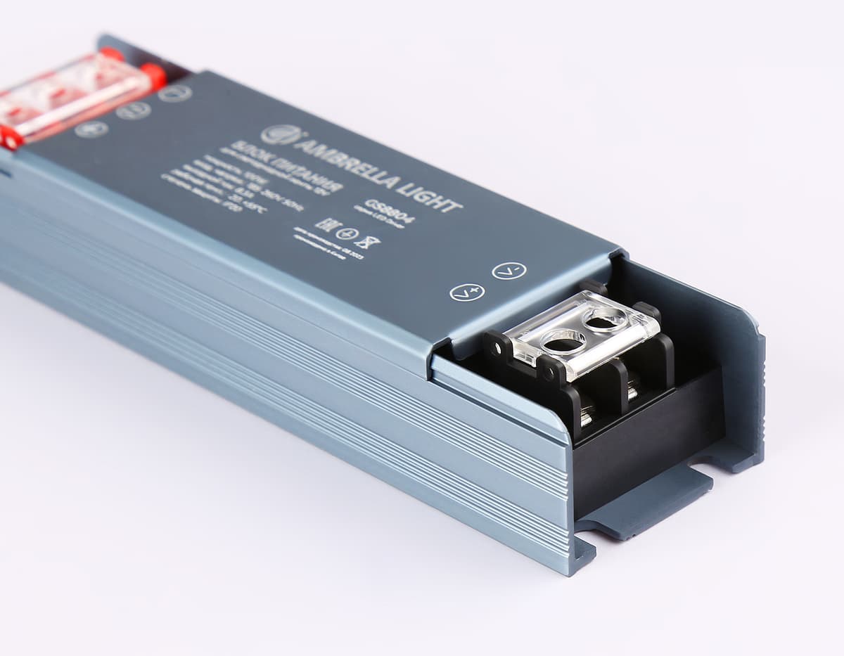 Блок питания для светодиодной ленты 12V 100W 8.3A IP20 185-260V 130*35*22 GS8804 GS8804 блок питания 12V 100W 8.3A IP20 185-260V 130*35*22 Ambrella Light 6