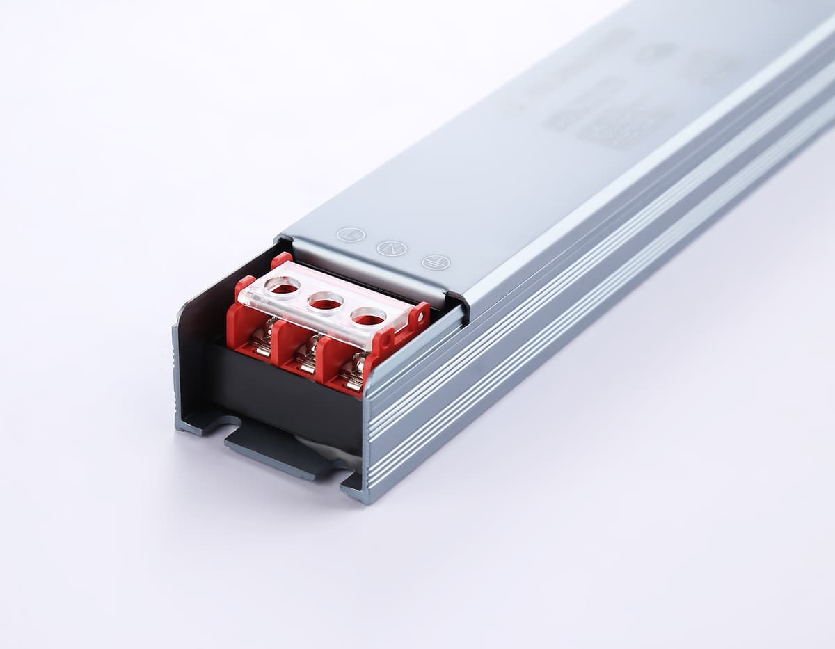 Блок питания для светодиодной ленты 12V 300W 25A IP20 185-260V 195*35*22 GS8810 GS8810 блок питания 12V 300W 25A IP20 185-260V 195*35*22 Ambrella Light 5