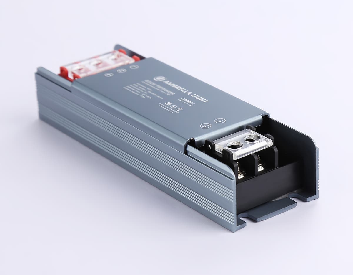 Блок питания для светодиодной ленты 24V 60W 2.5A IP20 185-260V 115*35*22 GS8821 GS8821 блок питания 24V 60W 2.5A IP20 185-260V 115*35*22 Ambrella Light 6