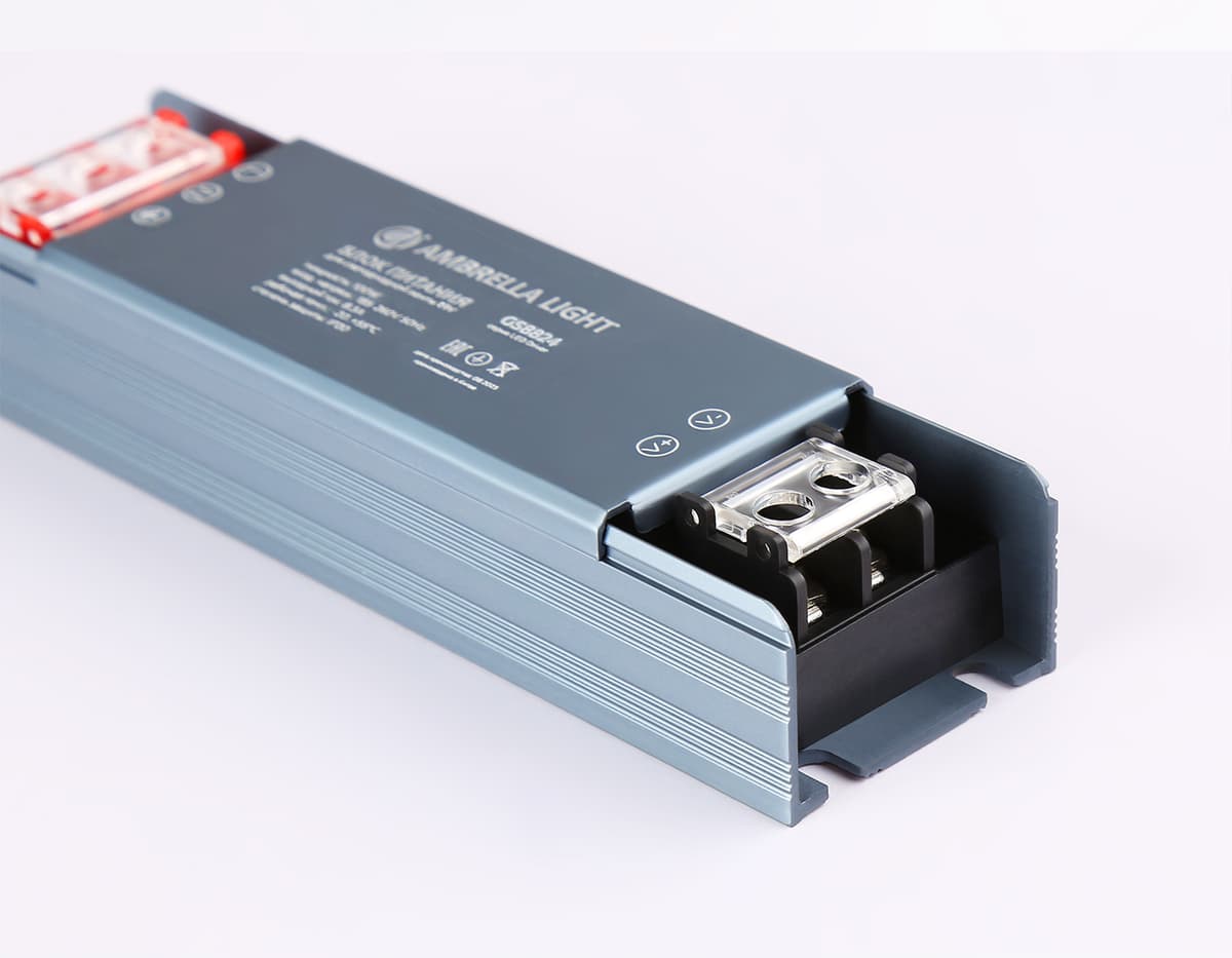 Блок питания для светодиодной ленты 24V 100W 4.2A IP20 185-260V 130*35*22 GS8824 GS8824 блок питания 24V 100W 4.2A IP20 185-260V 130*35*22 Ambrella Light 5
