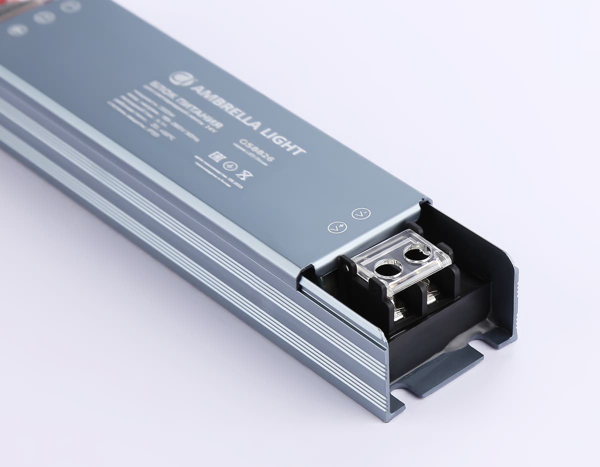 Блок питания для светодиодной ленты 24V 200W 8.3A IP20 185-260V 160*35*22 GS8826 GS8826 блок питания 24V 200W 8.3A IP20 185-260V 160*35*22 Ambrella Light 6