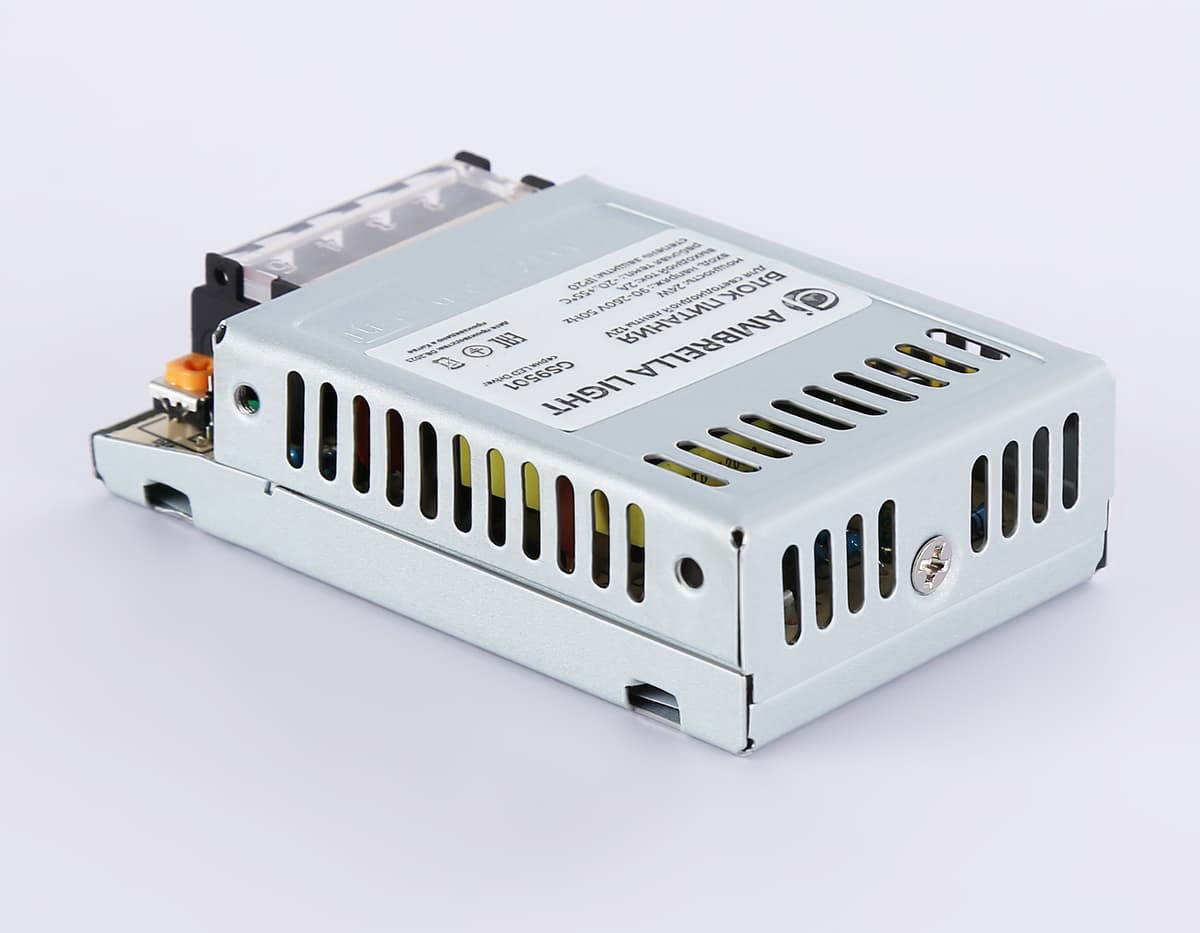 Блок питания для светодиодной ленты 12V 24W 2A IP20 90-260V 79*48*22 GS9501 GS9501 блок питания 12V 24W 2A IP20 90-260V 79*48*22 Ambrella Light 6