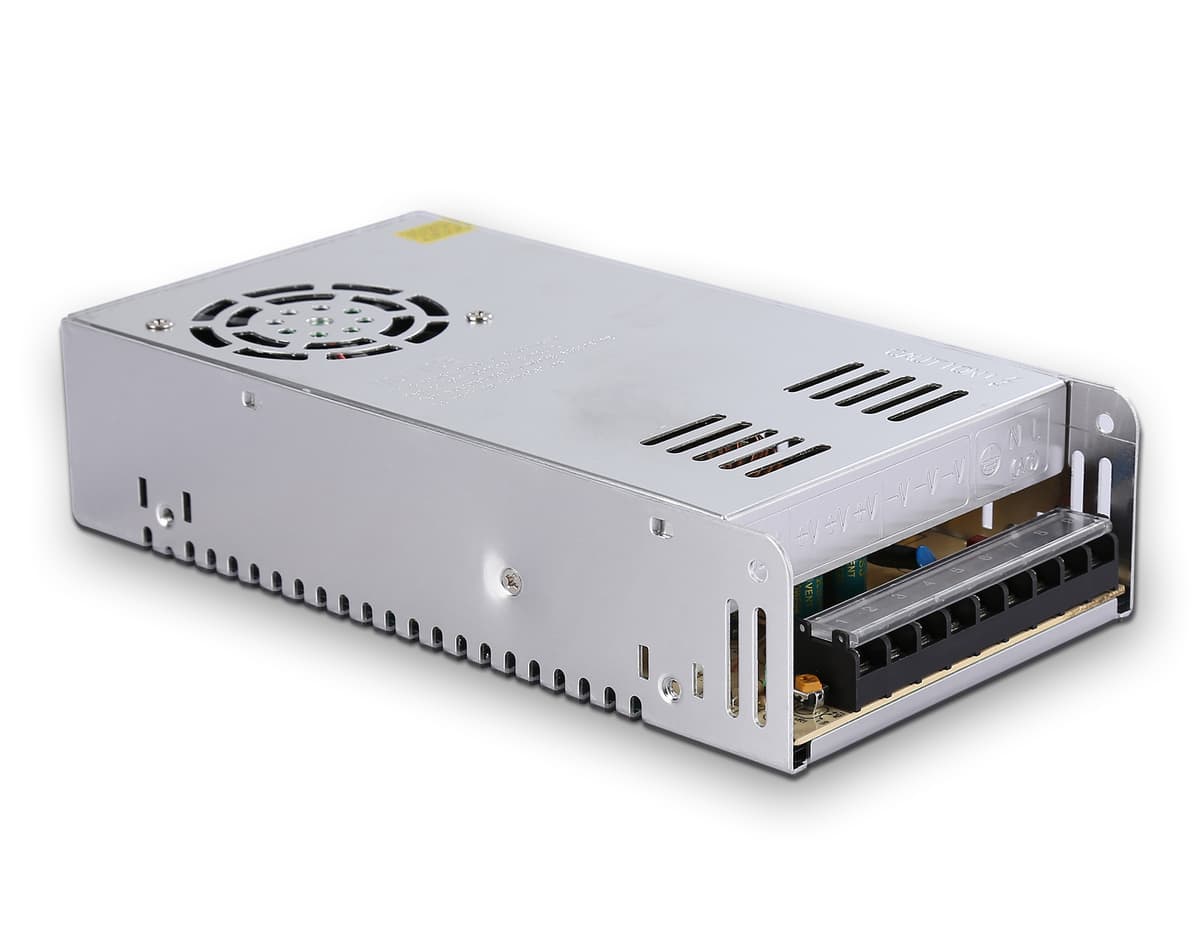 Блок питания для светодиодной ленты 12V 400W 33.3A IP20 90-260V 215*115*50 GS9552 GS9552 блок питания 12V 400W 33.3A IP20 90-260V 215*115*50 Ambrella Light 6