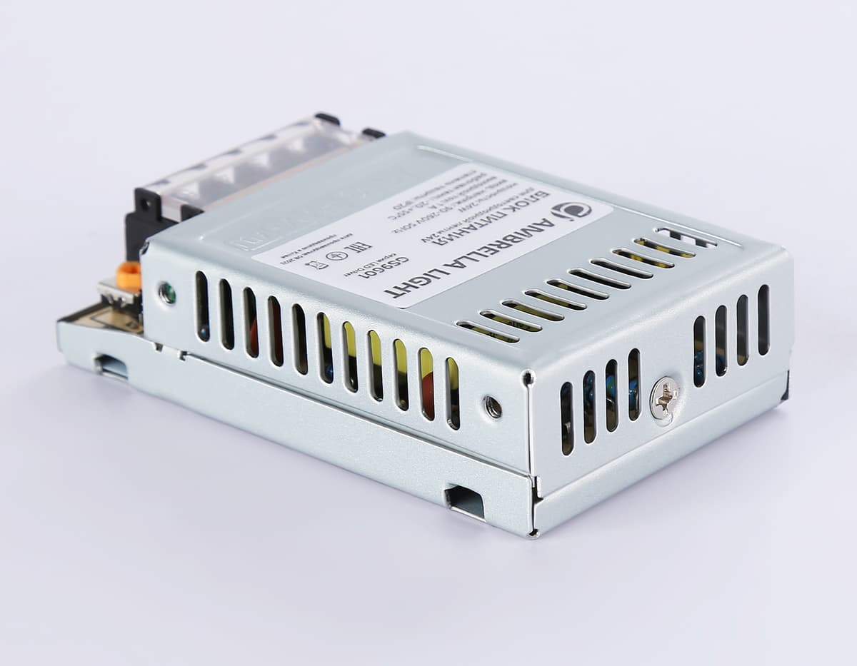 Блок питания для светодиодной ленты 24V 24W 1A IP20 90-260V 79*48*22 GS9601 GS9601 блок питания 24V 24W 1A IP20 90-260V 79*48*22 Ambrella Light 6