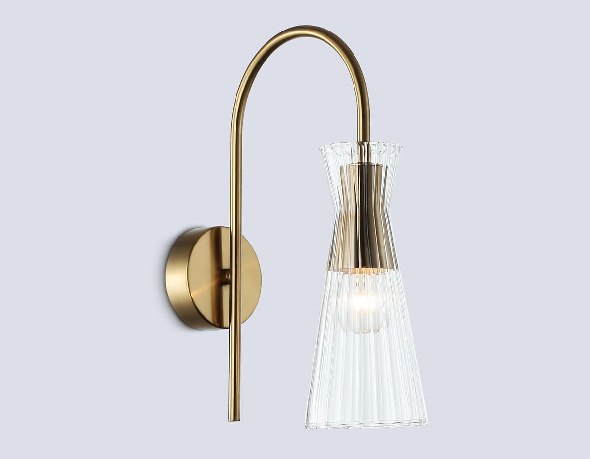 Настенный светильник LH55705 BS/CL латунь/прозрачный E14 max 40W 220*90*300 Ambrella Light 10