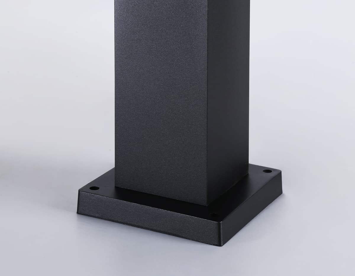 Уличный ландшафтный светильник ST2582 BK/CL черный/прозрачный IP54 E27 max 40W 90*90*630 Ambrella Light 8