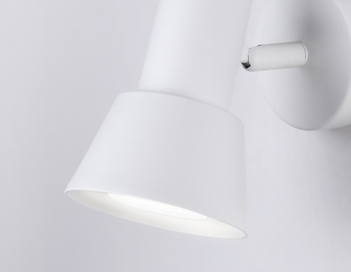 Накладной поворотный спот со сменной лампой GU10 TA13111 WH белый GU10 max 12W D85*L123*H145 Ambrella Light 7
