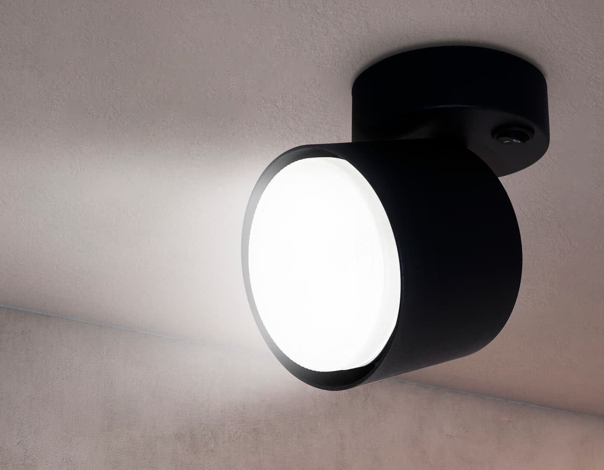 Накладной спот с выключателем TA133 BK черный GX53 max 12W D79*134*D84 Ambrella Light 10