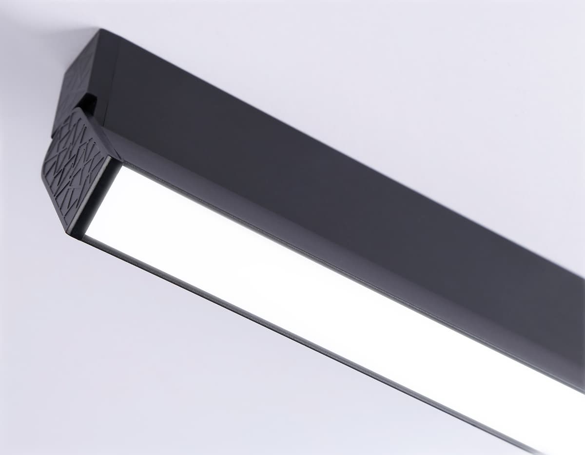 Поворотный потолочный светодиодный светильник TA1821 BK черный LED 12W 4200K 230*22*87 Ambrella Light 12
