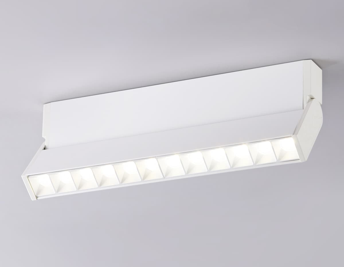 Настенно-потолочный светодиодный светильник TA1825 WH белый LED 12W 4200K 230*22*87 Ambrella Light 12