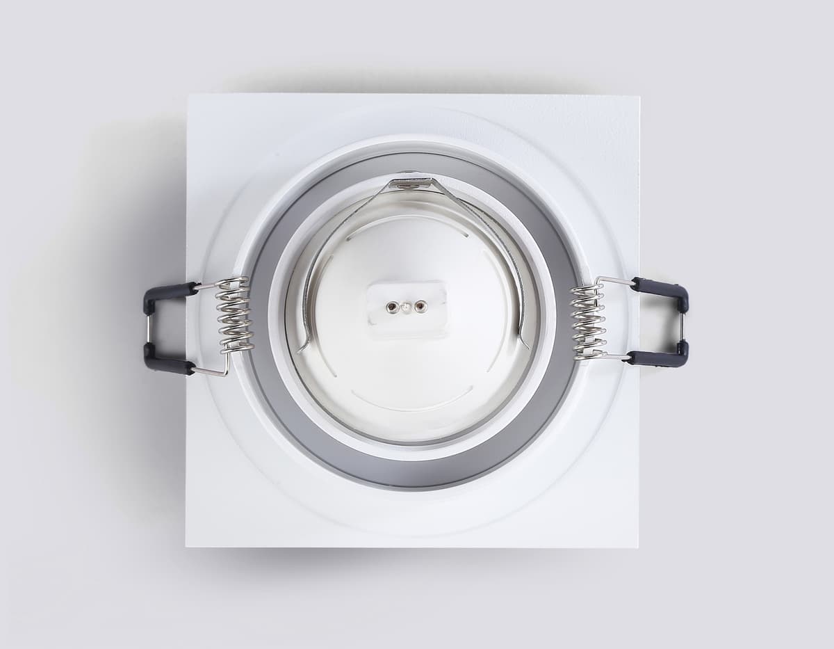 Светильник встраиваемый TN102726 WH белый GU5.3 92*92*23 Ambrella Light 15