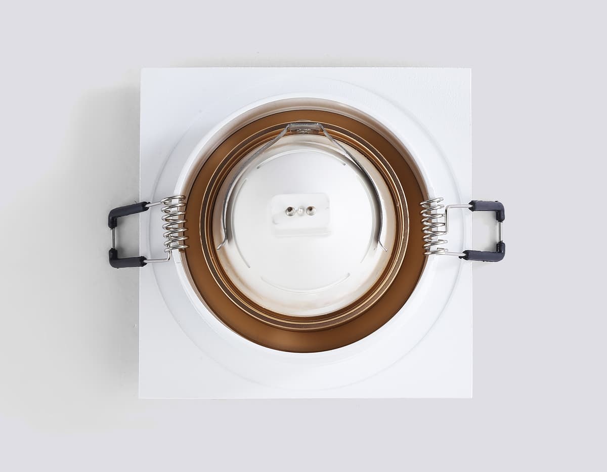 Светильник встраиваемый TN102728 WH/GD белый/золото GU5.3 92*92*23 Ambrella Light 14
