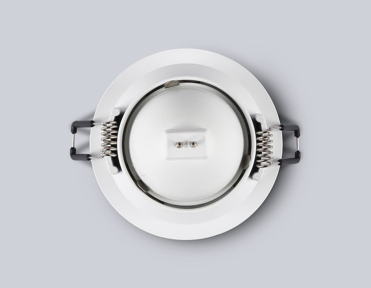 Встраиваемый точечный светильник GU5.3 TN102805 WH белый GU5.3 D81*50 Ambrella Light 12