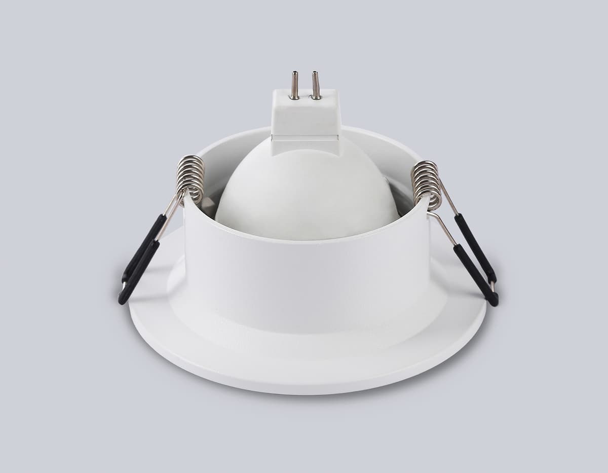 Встраиваемый точечный светильник GU5.3 TN102808 WH белый GU5.3 D90*35 Ambrella Light 11