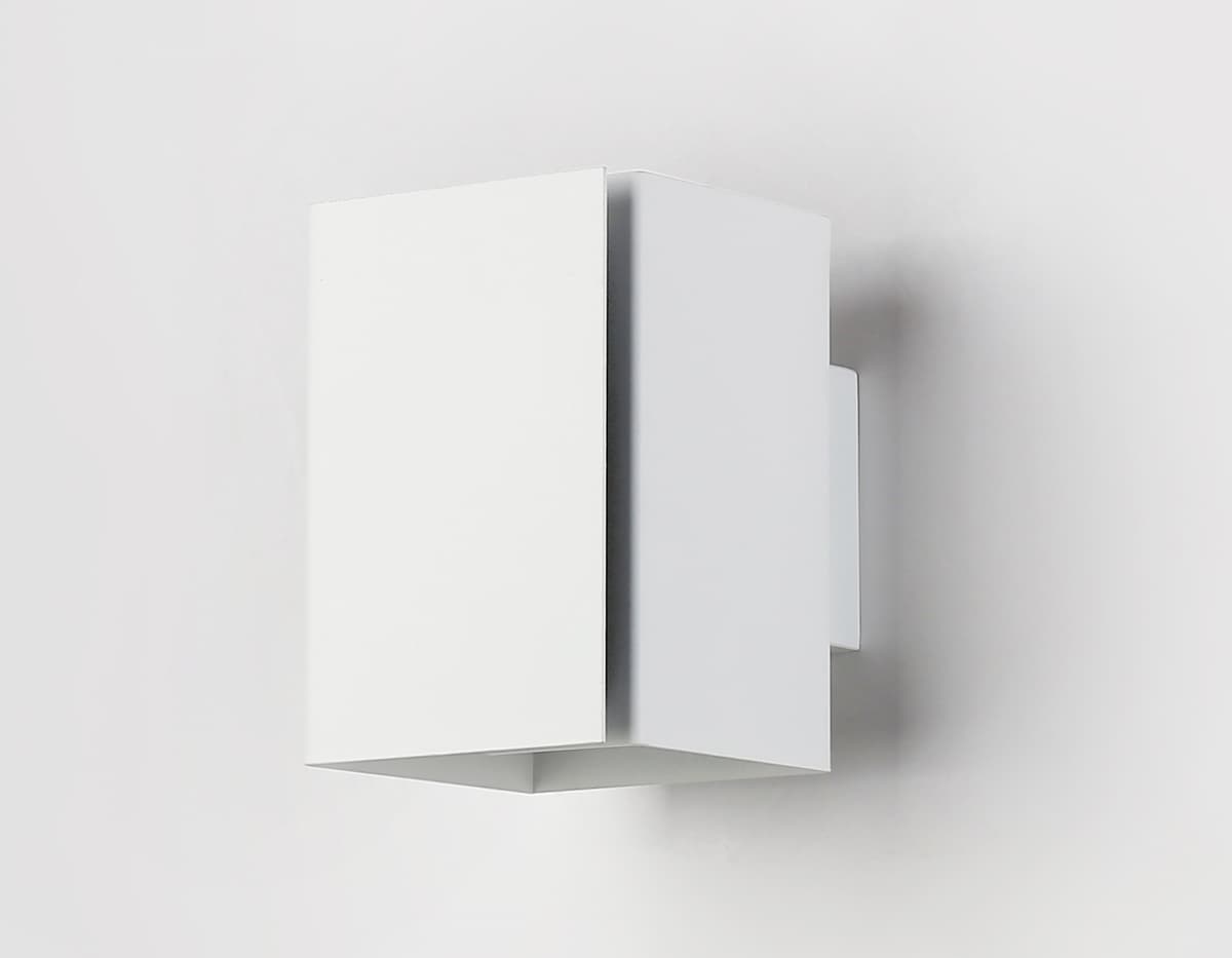 Светильник настенный со сменной лампой G9 TN5115 WH белый G9 max 40W 120*80*105 Ambrella Light 7