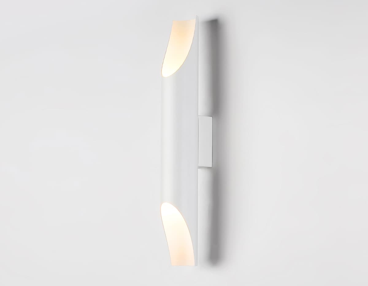 Светильник настенный со сменной лампой E27 TN5151/2 WH белый E27/2 max 40W 80*80*120 Ambrella Light 7
