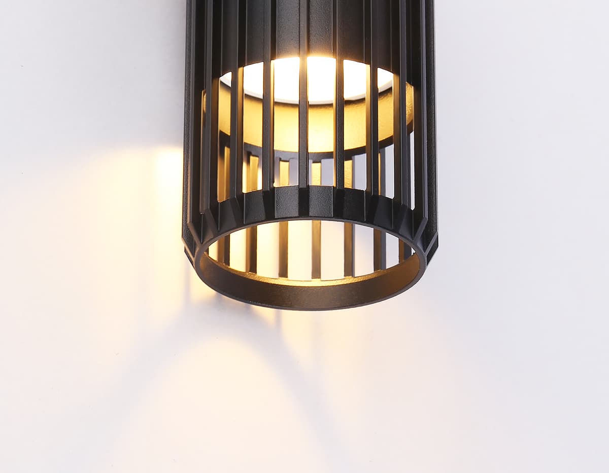 Накладной светильник со сменной лампой GU10 TN51674 BK черный GU10 D60*120 Ambrella Light 9
