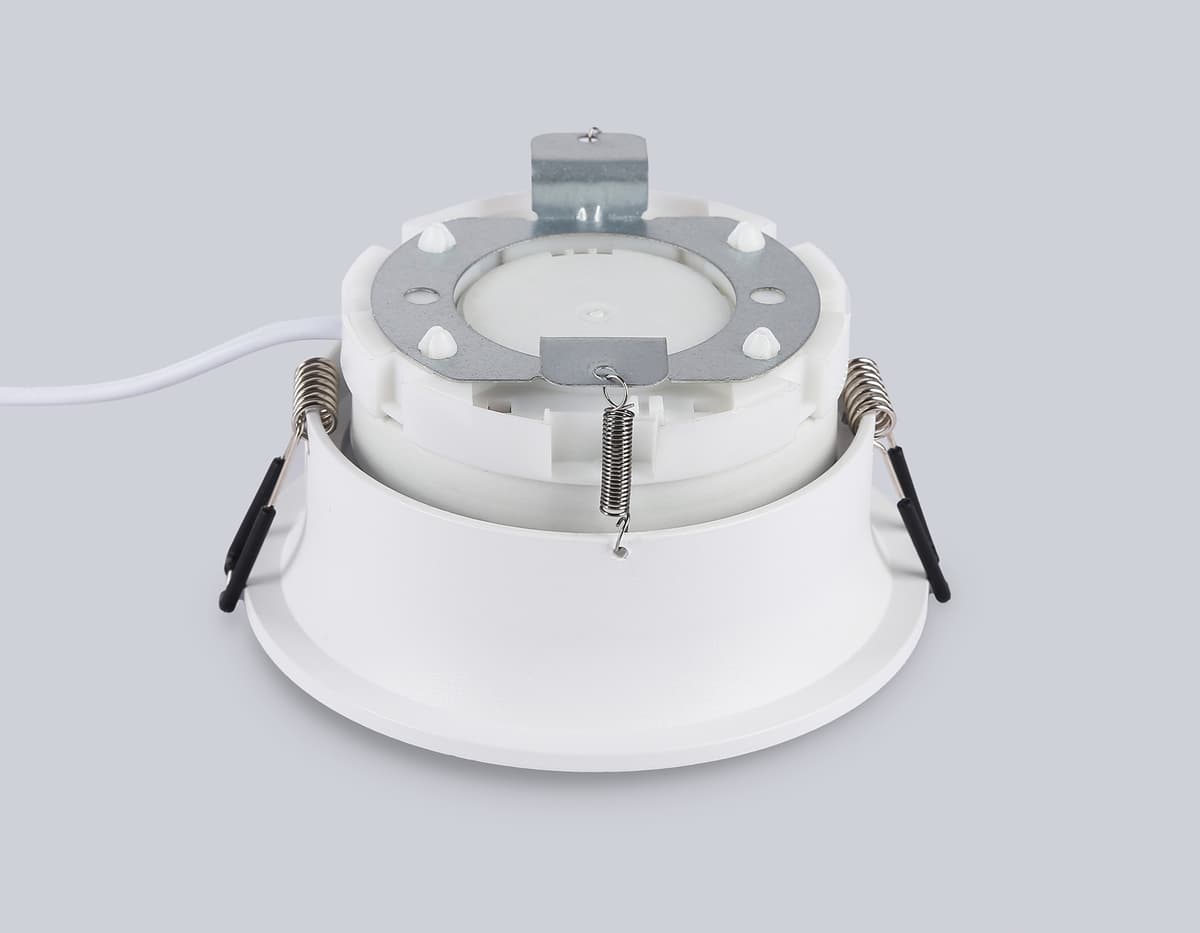 Встраиваемый точечный светильник GX53 TN51810 WH белый GX53 max 15W D105*36 Ambrella Light 11