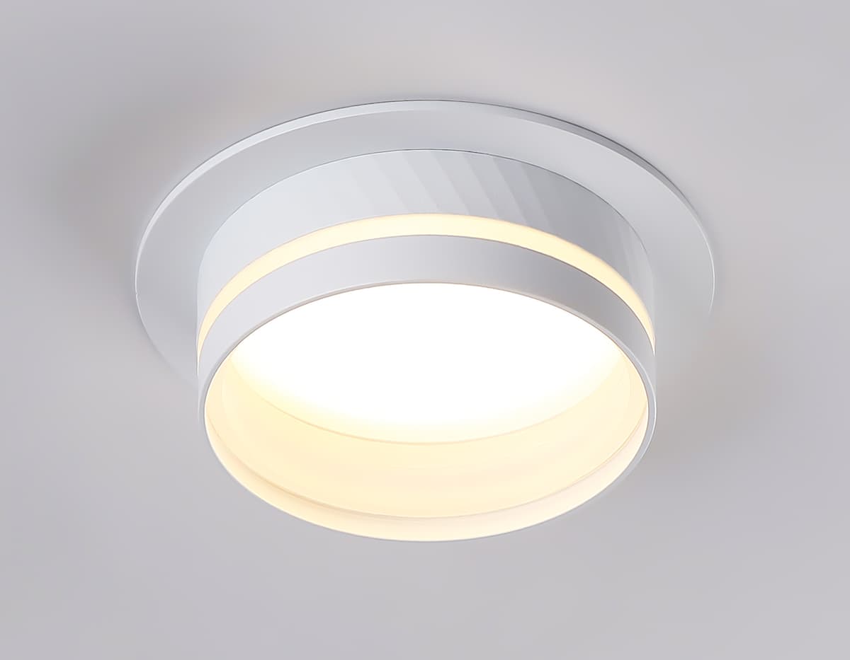 Светильник встраиваемый TN5218 WH белый GX53 D110*50 Ambrella Light 10
