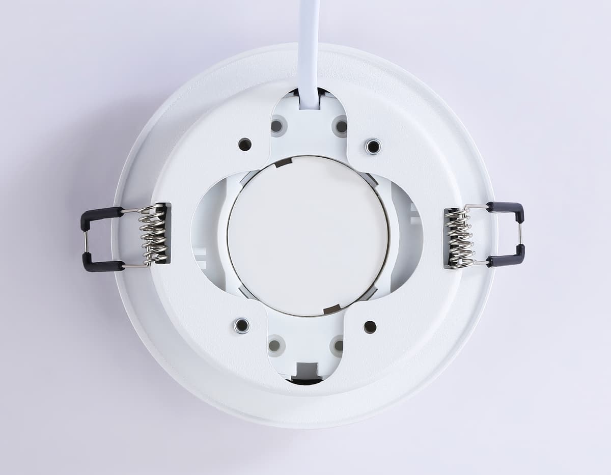 Светильник встраиваемый TN5225 WH белый GX53 D110*35 Ambrella Light 16