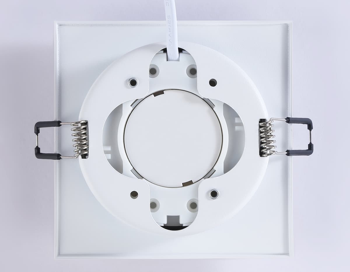 Светильник встраиваемый TN5230 WH/GD белый/золото GX53 max 12W 110*110*35 Ambrella Light 10