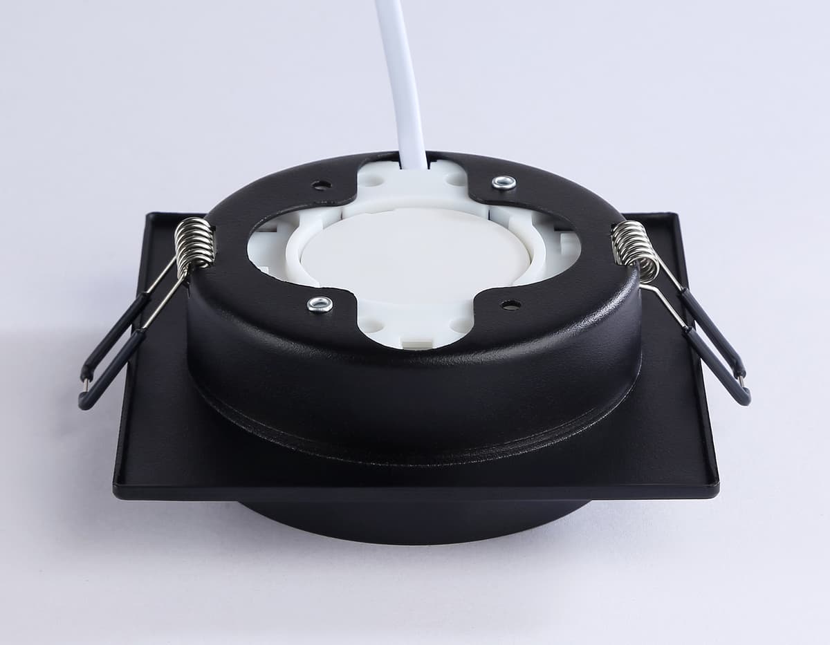 Светильник встраиваемый TN5231 BK черный GX53 110*110*35 Ambrella Light 16