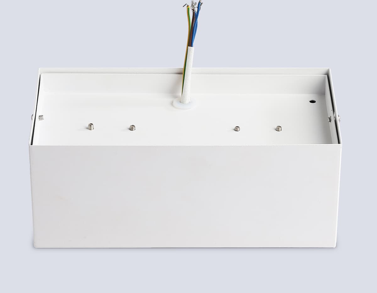 Накладной светильник со сменной лампой GX53 TN6534/2 WH белый IP44 GX53/2 200*100*80 Ambrella Light 12