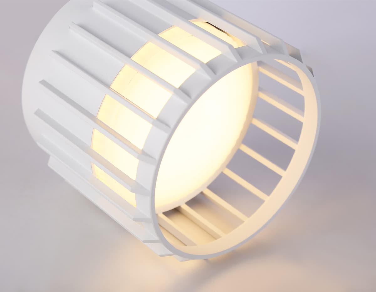 Накладной светильник со сменной лампой GX53 TN71151 WH белый GX53 D100*80 Ambrella Light 6