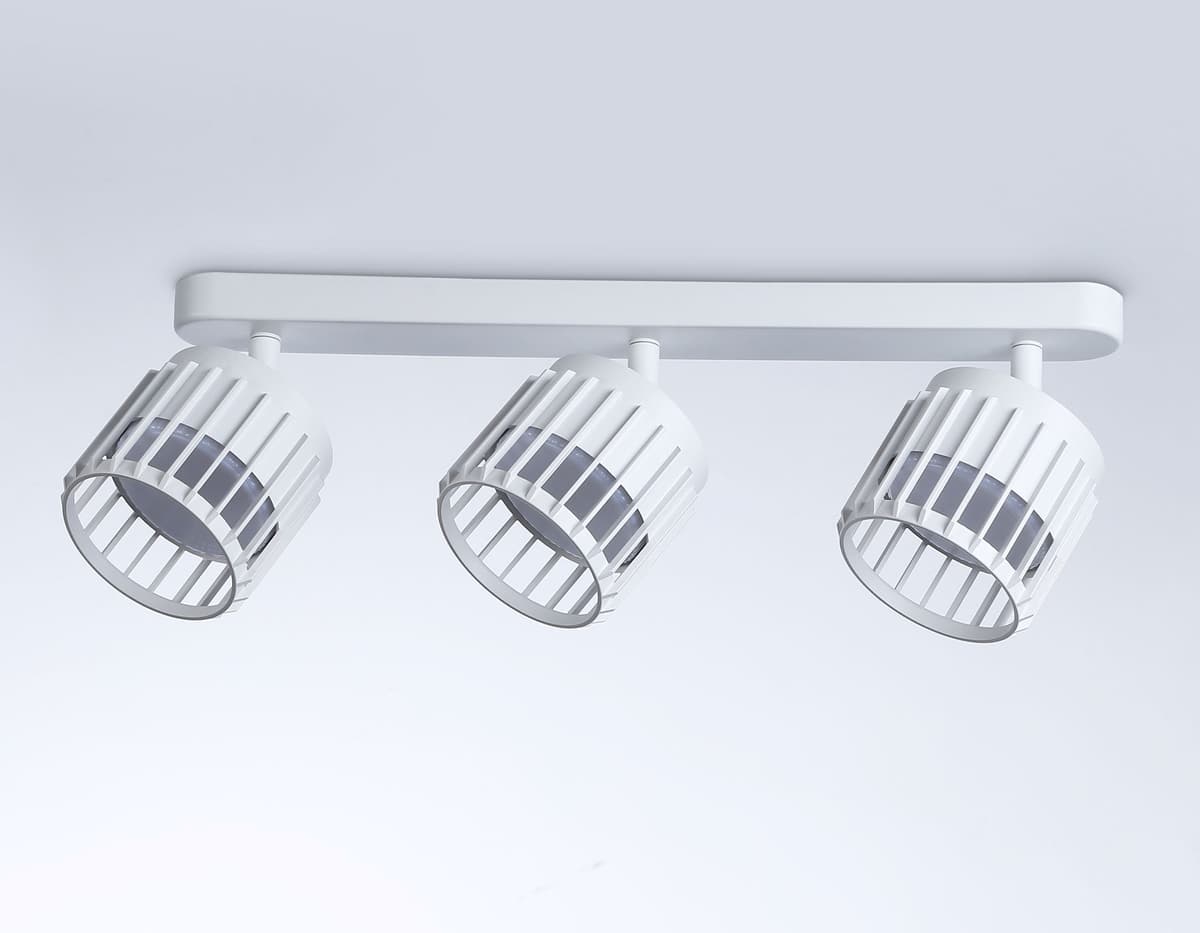 Настенно-потолочный поворотный спот со сменной лампой GX53 TN71166/3 WH белый GX53/3 400*100*125 Ambrella Light 8
