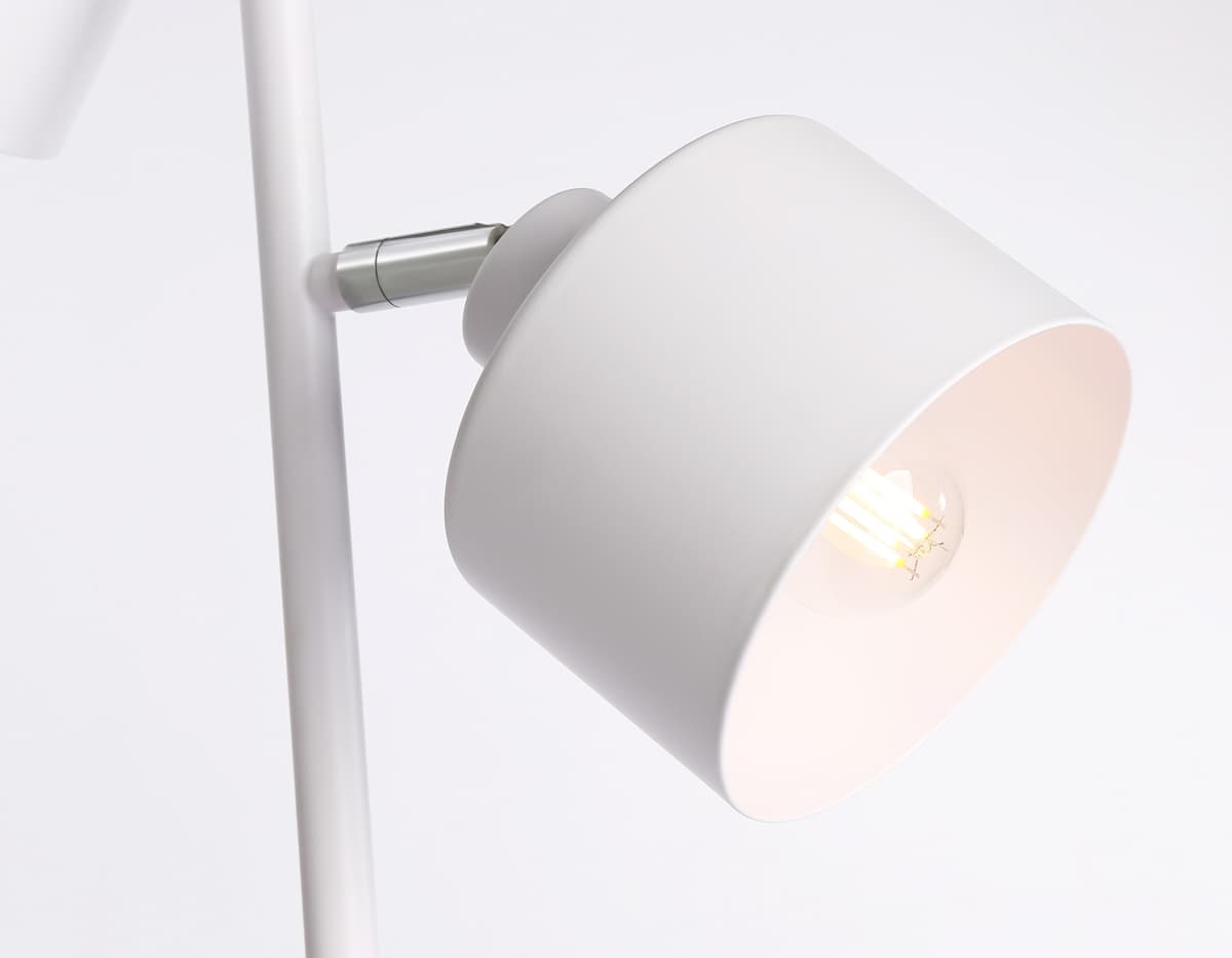 Напольный светильник со сменной лампой в стиле лофт TR8154/3 WH белый E27*3 max 40W D370*1530 Ambrella Light 9