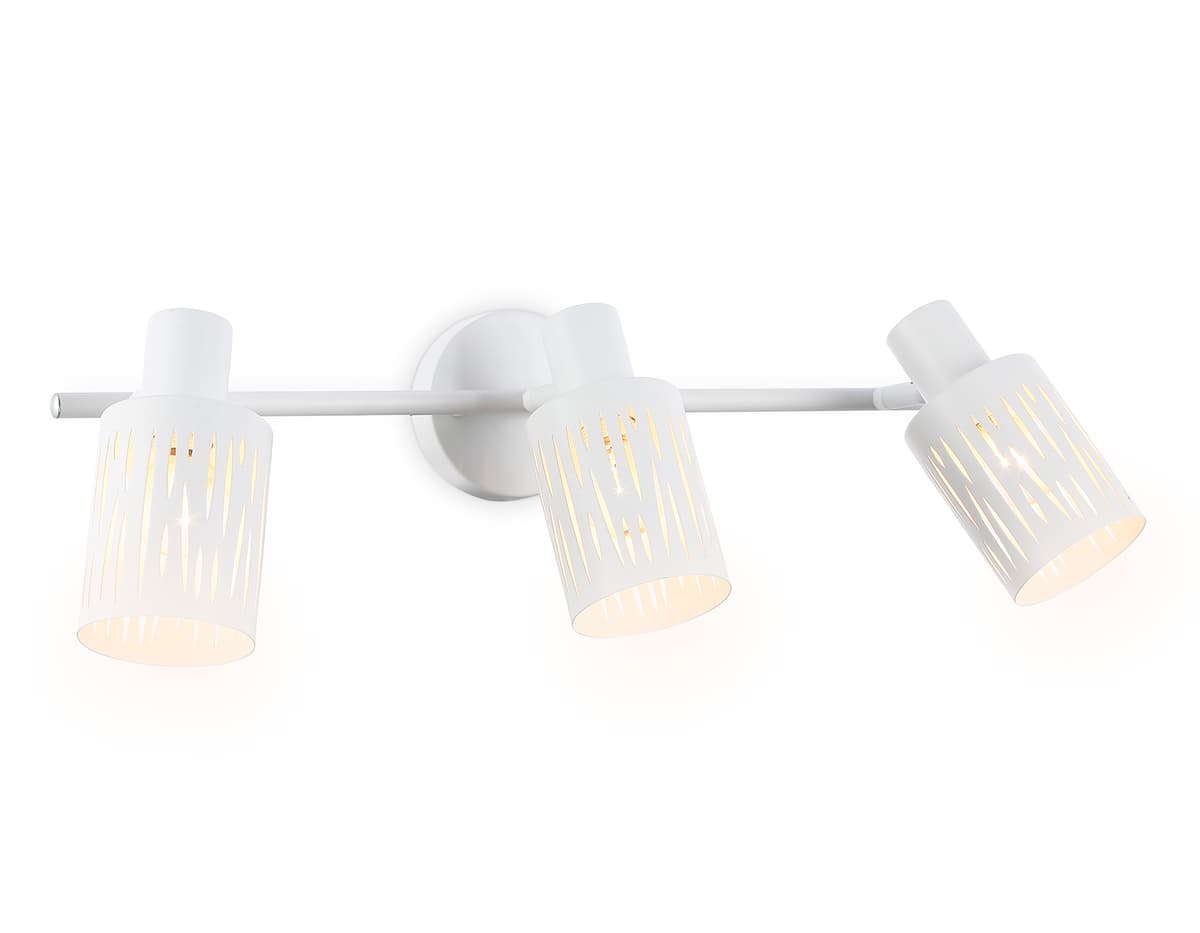 Настенно-потолочный спот в стиле лофт TR8665/3 WH белый E14/3 max 60W 560*100*190 Ambrella Light 7