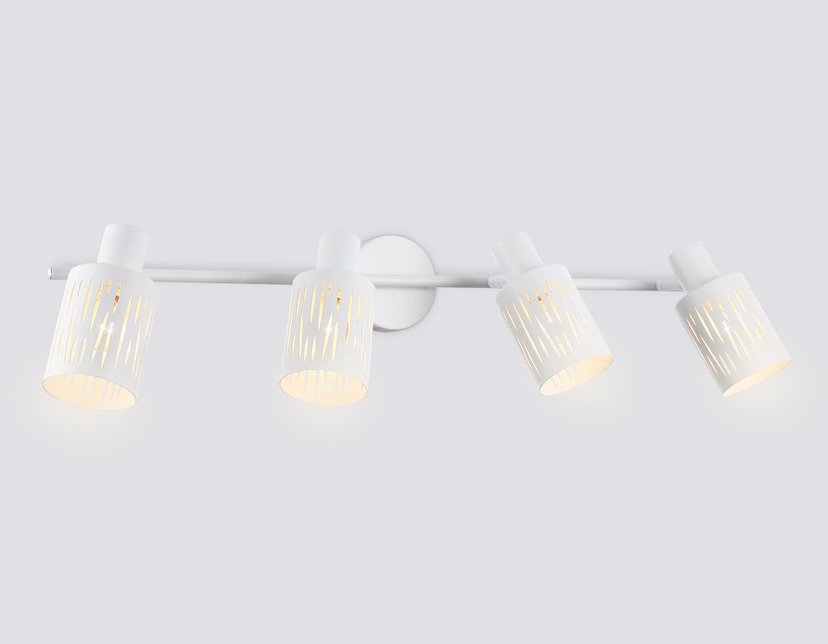 Настенно-потолочный спот в стиле лофт TR8666/4 WH белый E14/4 max 60W 760*100*190 Ambrella Light 8