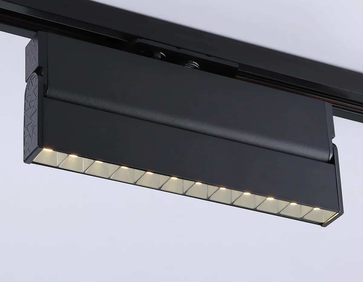 GL6817