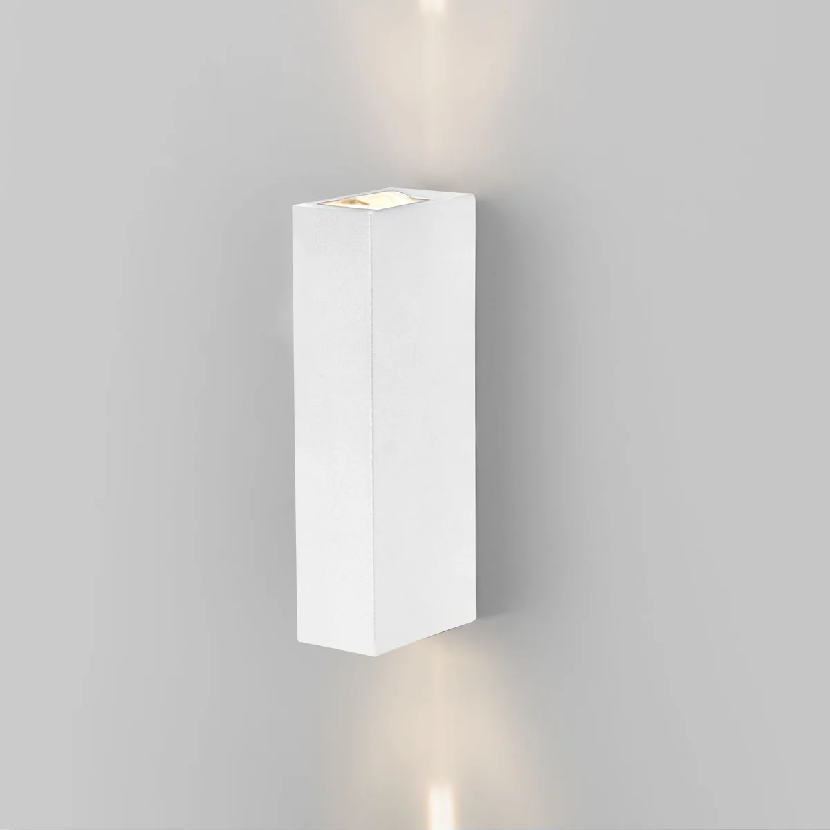 Уличный настенный светодиодный светильник Blaze LED IP65 35136/W белый Elektrostandard 2