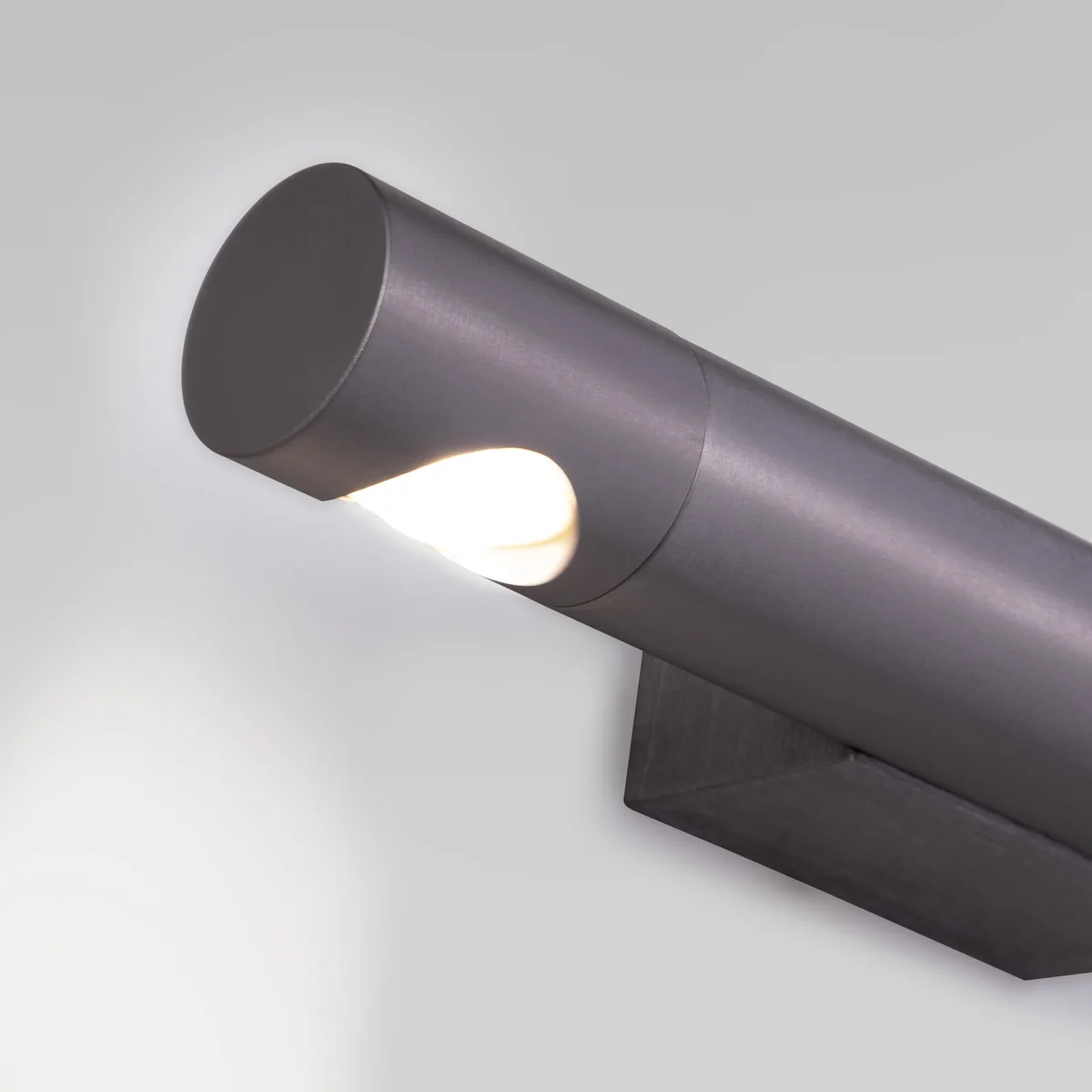 Настенный светодиодный светильник с поворотным механизмом 40161 LED титан Eurosvet 3