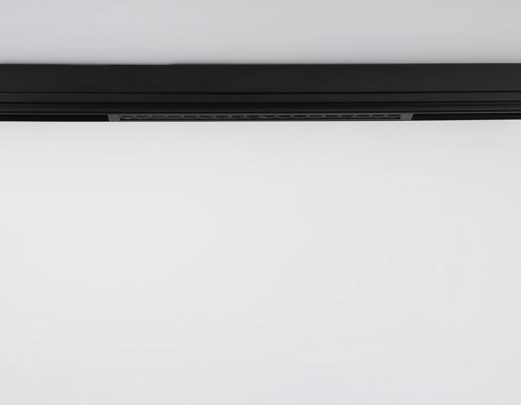 Трековый линейный светильник с памятью Switch-3CCT 3000K-6000K 24Вт 24° GL1314 BK черный IP20 24W 3000K-6400K 220V 24° 455*25*42 (Без ПДУ) Ambrella Light 8
