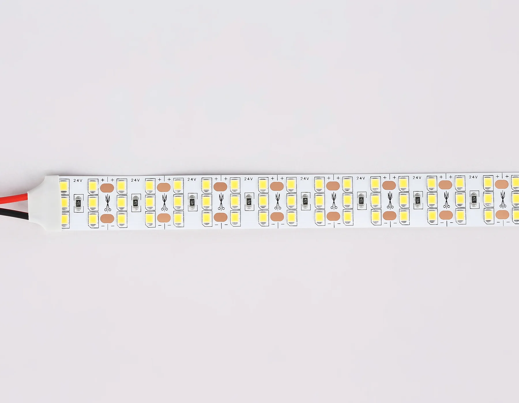 Светодиодная лента трехрядная 24В 2835 324Led 26Вт/м 4500K IP20 5м GS3902 2835 324Led/ 26W m/ 24V IP20 4500K/ 5000*18*1.2mm (2 конт.) Ambrella Light 9