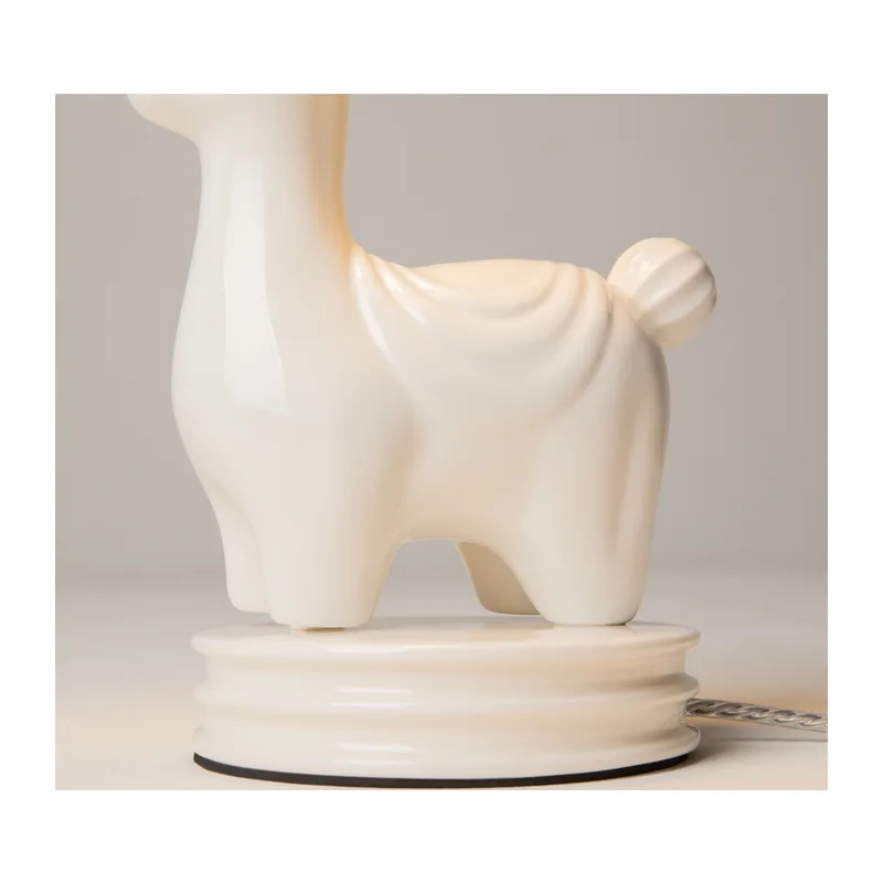 Настольный светильник Сеньор Альпака / Senor Alpaca 3000К 7Вт Maytoni MOD377TL-L5W3K 10