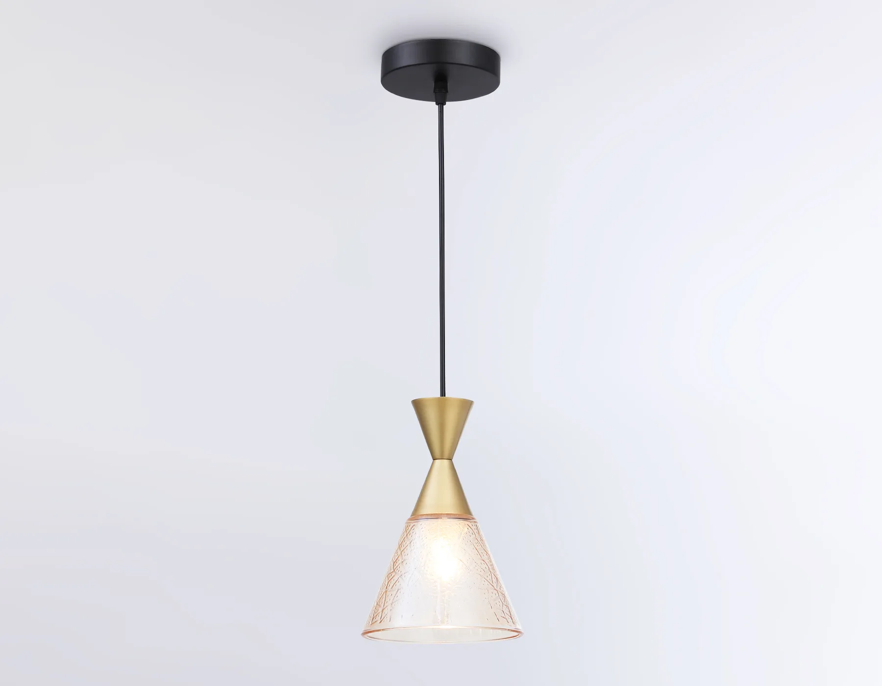 Подвесной светильник E27*1 TR3173 BK/GD черный/золото E27 max 60W D155*1000 Ambrella Light 7