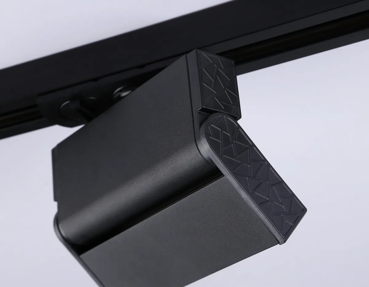 GL6813