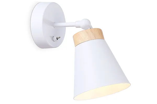 TR8213